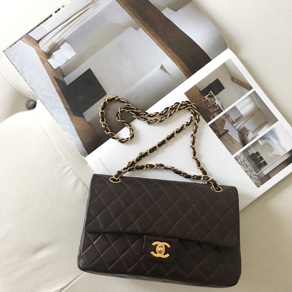 🎊2x HOST PICK🎊 Chanel Classic Medium Double Flap, Emergency Sale: PRICE FIRM - Picture 3 of 17
